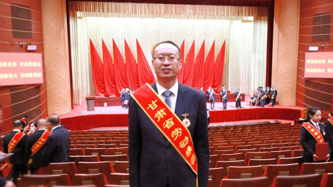 讓奮斗成為青春底色，為隴原水利繪就藍(lán)圖 | 記甘肅省勞動(dòng)模范李長春