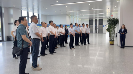 甘肅農(nóng)墾集團(tuán)普安康藥業(yè)有限公司參觀甘肅工程咨詢集團(tuán)廉潔文化作品展