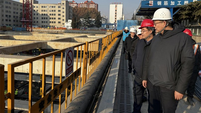 陳一夫到項目現(xiàn)場督導安全生產工作 慰問一線職工