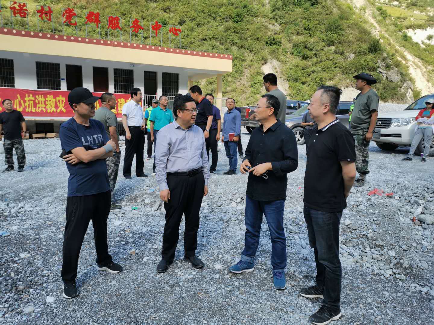 1603361728639003398.jpg 搶險(xiǎn)救災(zāi)現(xiàn)場(chǎng).jpg